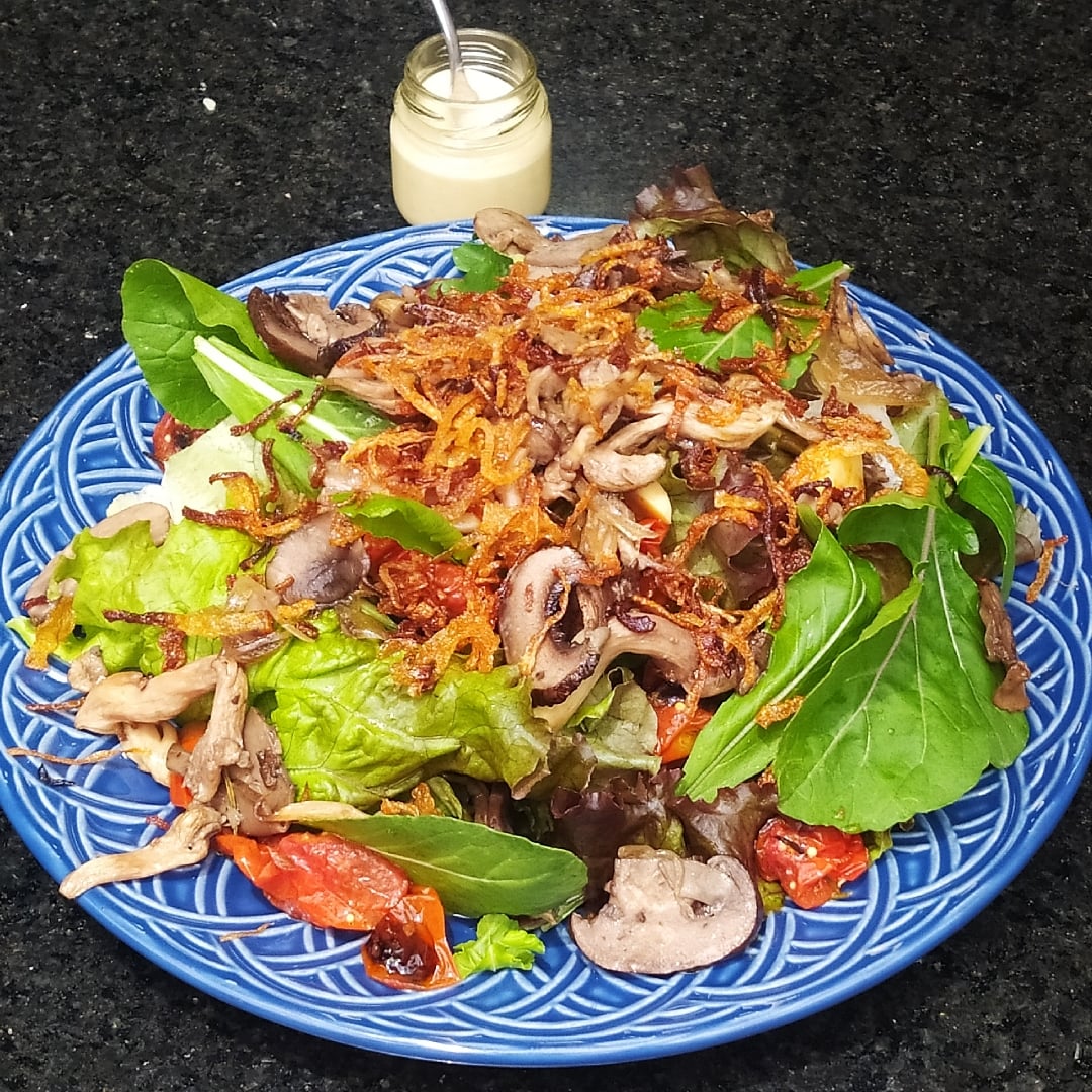 Photo of the Mushroom mix salad with green leaves – recipe of Mushroom mix salad with green leaves on DeliRec