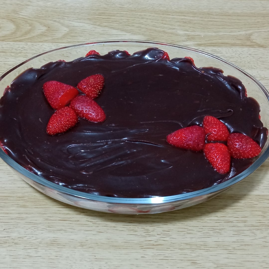 Photo of the Chocolate iced strawberry dessert – recipe of Chocolate iced strawberry dessert on DeliRec