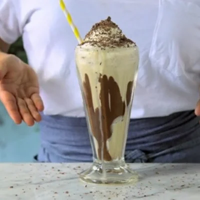 Recipe of cappuccino milk skake on the DeliRec recipe website