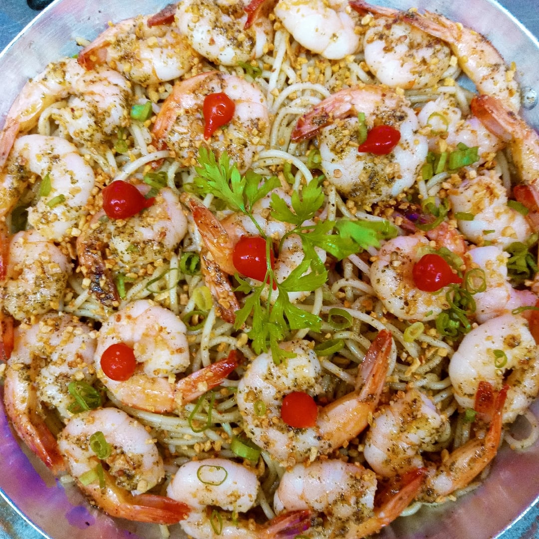 Photo of the Spaghetti and shrimp au pesto – recipe of Spaghetti and shrimp au pesto on DeliRec