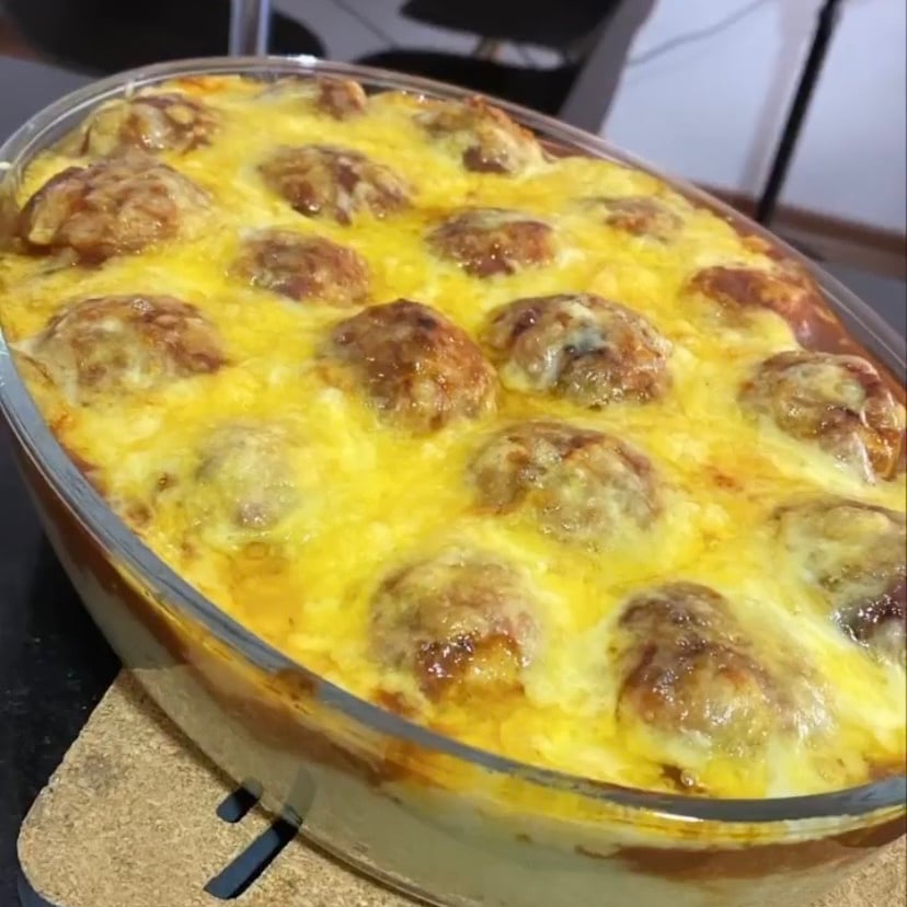 Photo of the Mashed Potatoes with Chicken Meatballs – recipe of Mashed Potatoes with Chicken Meatballs on DeliRec