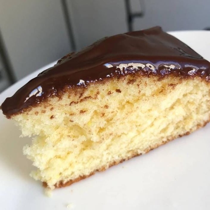Photo of the Yogurt Cake with Chocolate Icing – recipe of Yogurt Cake with Chocolate Icing on DeliRec