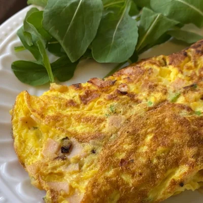Recipe of Omelet with turkey breast and vegetables on the DeliRec recipe website