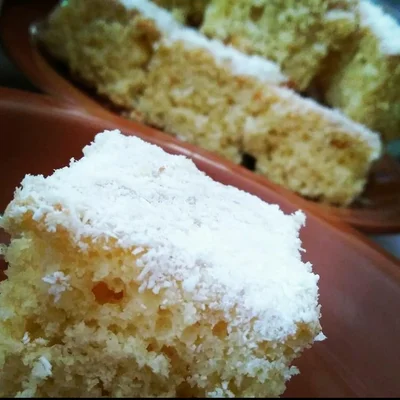 Recipe of Simple White Cake on the DeliRec recipe website