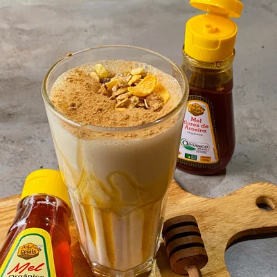 Recipe of Banana smoothie with honey & granola on the DeliRec recipe website