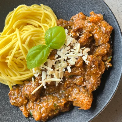 Recipe of Spaghetti with flank steak ragu on the DeliRec recipe website