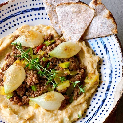 Receta de Hummus con Carne Molida - Pavo 🇹🇷 en el sitio web de recetas de DeliRec