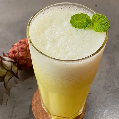 Recipe of Pineapple Juice with Mint & Coconut Water on the DeliRec recipe website