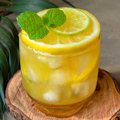 Recipe of Caipirinha 3 lemons 🍋- Brazil 🇧🇷 on the DeliRec recipe website