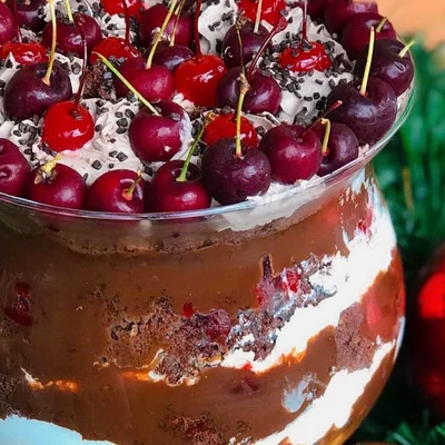 Recipe of black forest cup on the DeliRec recipe website
