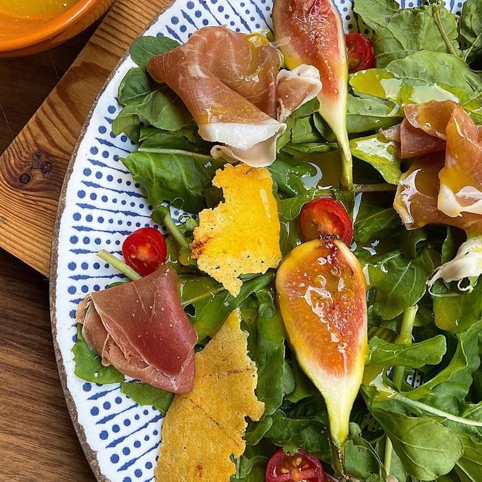 Foto della Insalata di fichi con parmigiano e parmigiano - ricetta di Insalata di fichi con parmigiano e parmigiano nel DeliRec