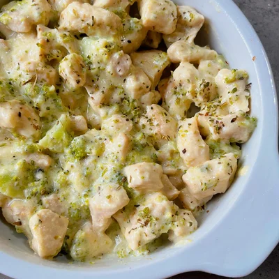 Recipe of Chicken with broccoli cream on the DeliRec recipe website
