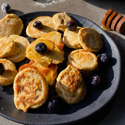 Recipe of Mini pancakes with blueberries on the DeliRec recipe website