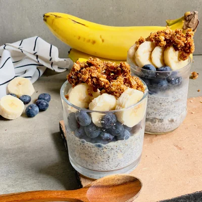 Recipe of Chia pudding with crunchy granola on the DeliRec recipe website