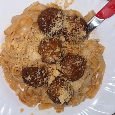 Recipe of pasta with meatballs on the DeliRec recipe website