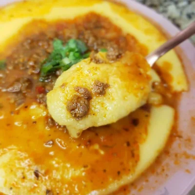 Polenta with minced meat