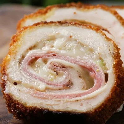 Recipe of Chicken rolls with ham and cheese on the DeliRec recipe website