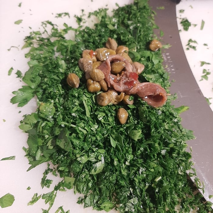 Foto da Bagnetto Verde: salsa verde fragrante que acompanha legumes e carnes - receita de Bagnetto Verde: salsa verde fragrante que acompanha legumes e carnes no DeliRec
