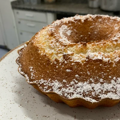 Receita de Bolo de Iogurte 🤍 no site de receitas DeliRec