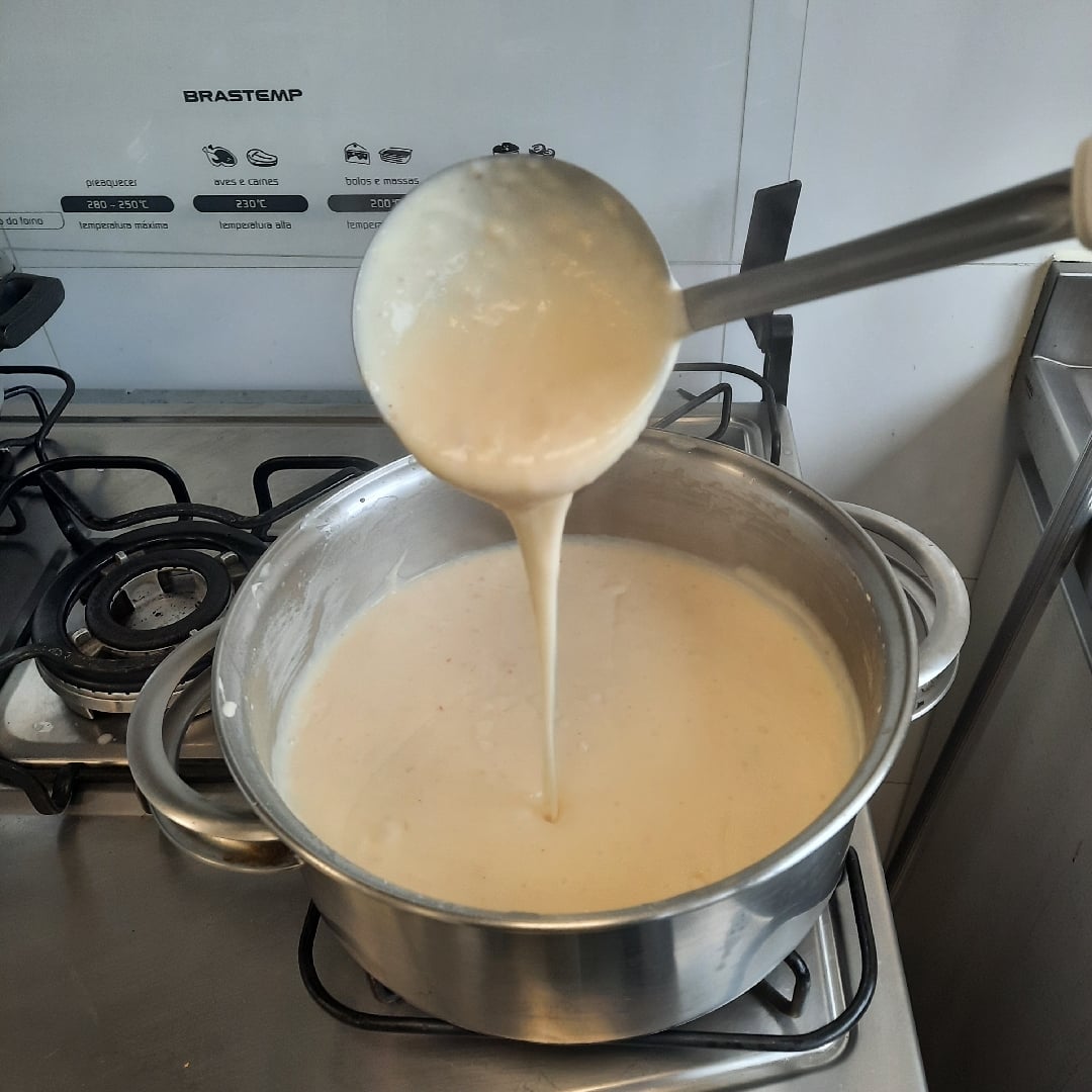 Photo of the Béchamel sauce (white sauce) – recipe of Béchamel sauce (white sauce) on DeliRec