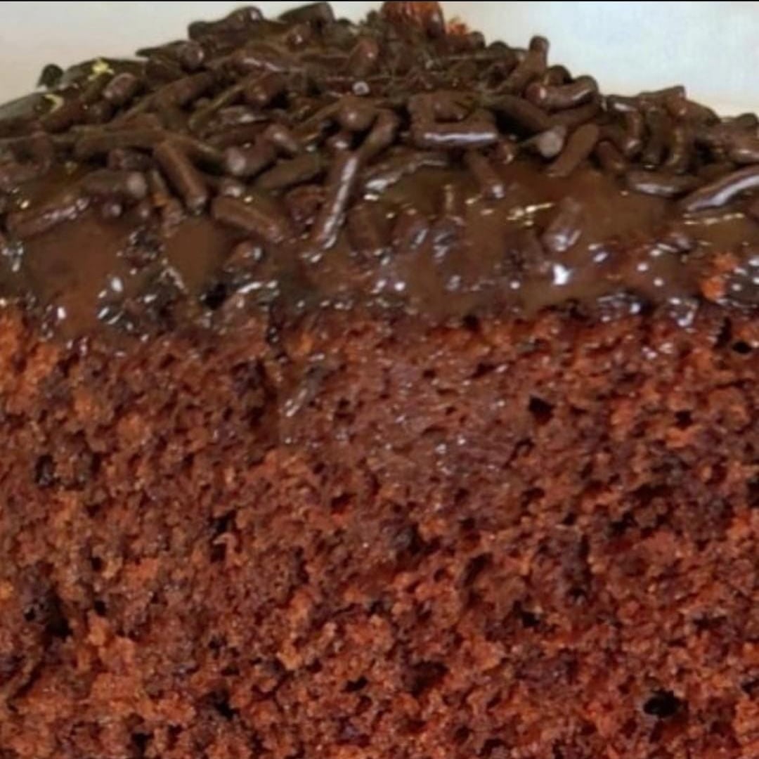 Photo of the Chocolate Cake with Brigadeiro – recipe of Chocolate Cake with Brigadeiro on DeliRec