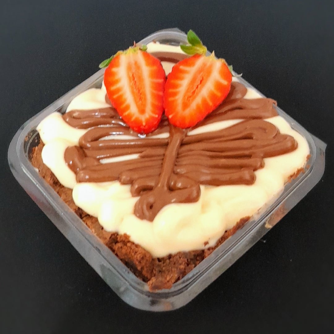 Photo of the Brownie with Ninho, Nutella and strawberries – recipe of Brownie with Ninho, Nutella and strawberries on DeliRec