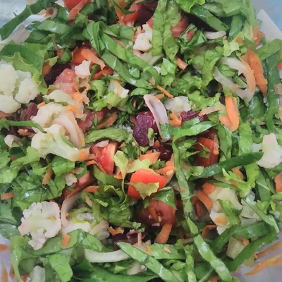 Recette de salade colorée sur le site de recettes DeliRec