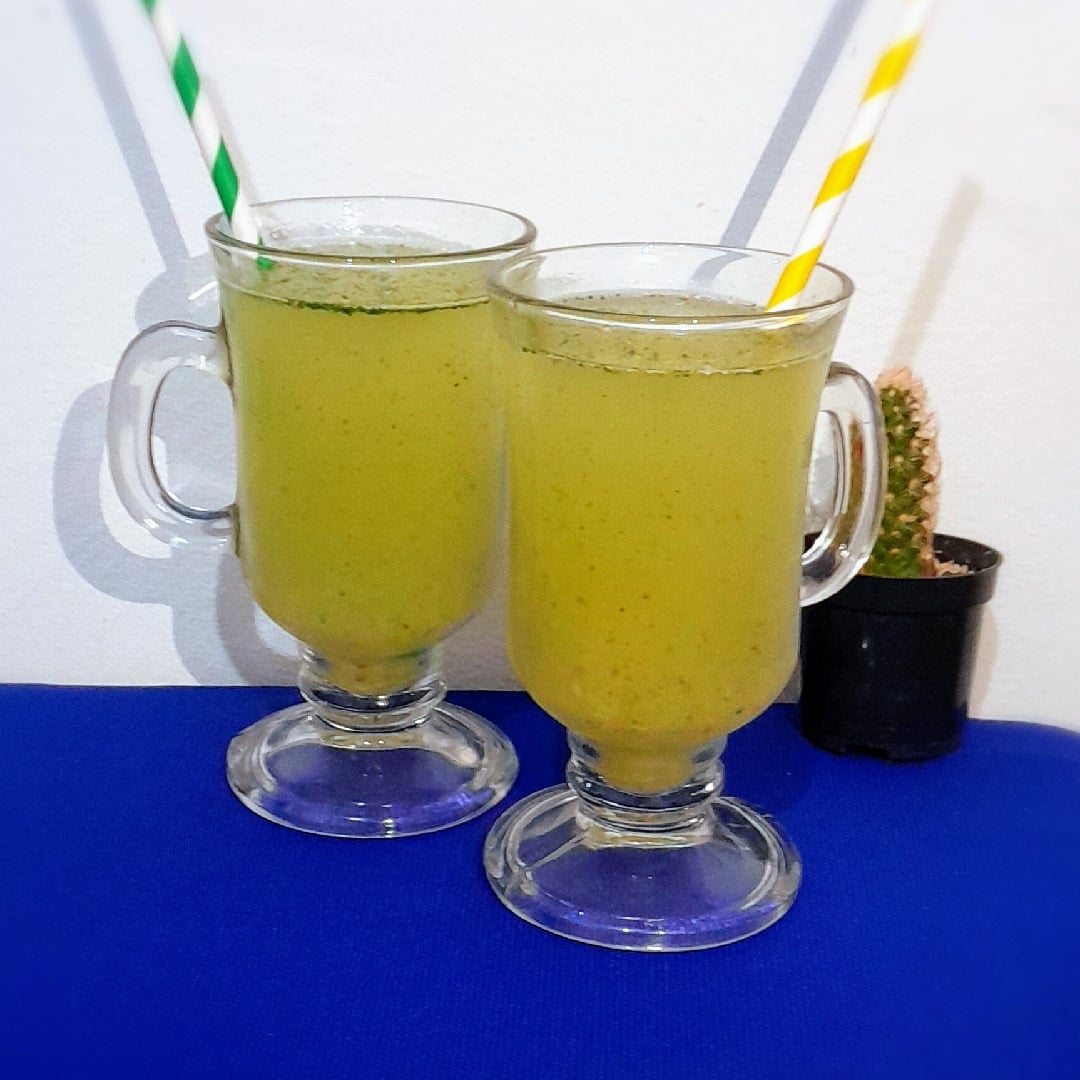 Foto da Suco de abacaxi com hortelã  - receita de Suco de abacaxi com hortelã  no DeliRec