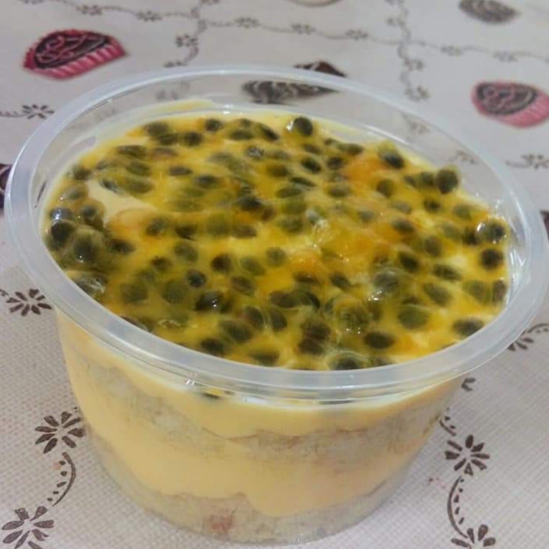 Photo of the Cake in the passion fruit pot – recipe of Cake in the passion fruit pot on DeliRec