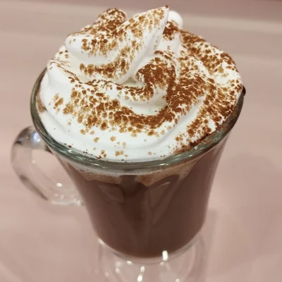 Recipe of Snowy Hot Chocolate 🎄❄️☃️ on the DeliRec recipe website