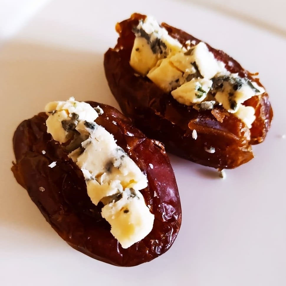 Photo of the Dates with Gorgonzola 🎄🍾 – recipe of Dates with Gorgonzola 🎄🍾 on DeliRec