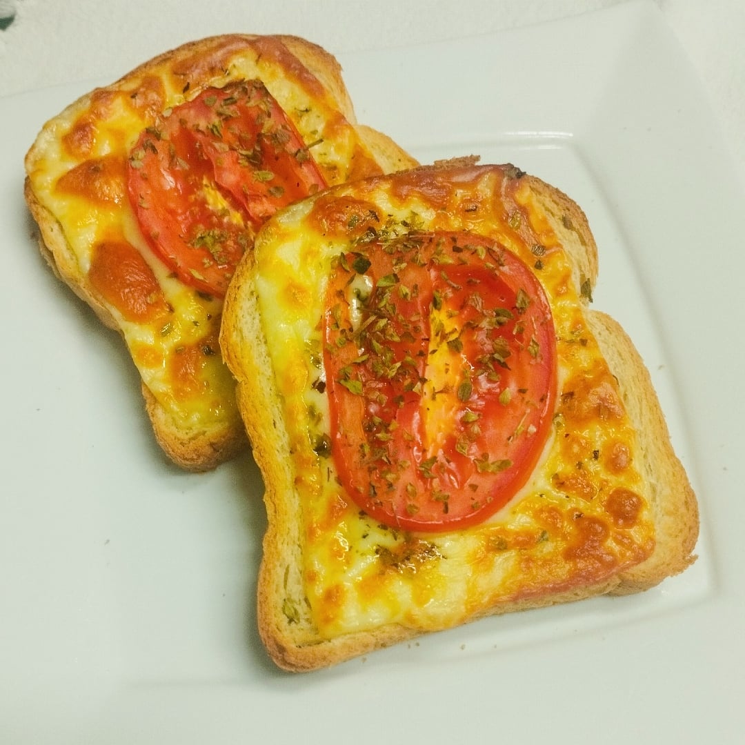 Photo of the Marguerita bread on Airfryer 🍅🧀 – recipe of Marguerita bread on Airfryer 🍅🧀 on DeliRec