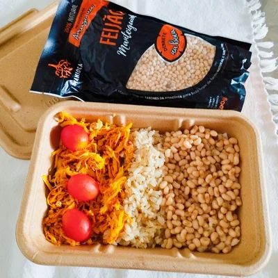 Recipe of Fitness lunch box for the week with butter beans on the DeliRec recipe website