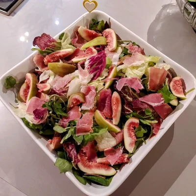 Recipe of Gourmet Salad with Parma Ham 🥗 on the DeliRec recipe website