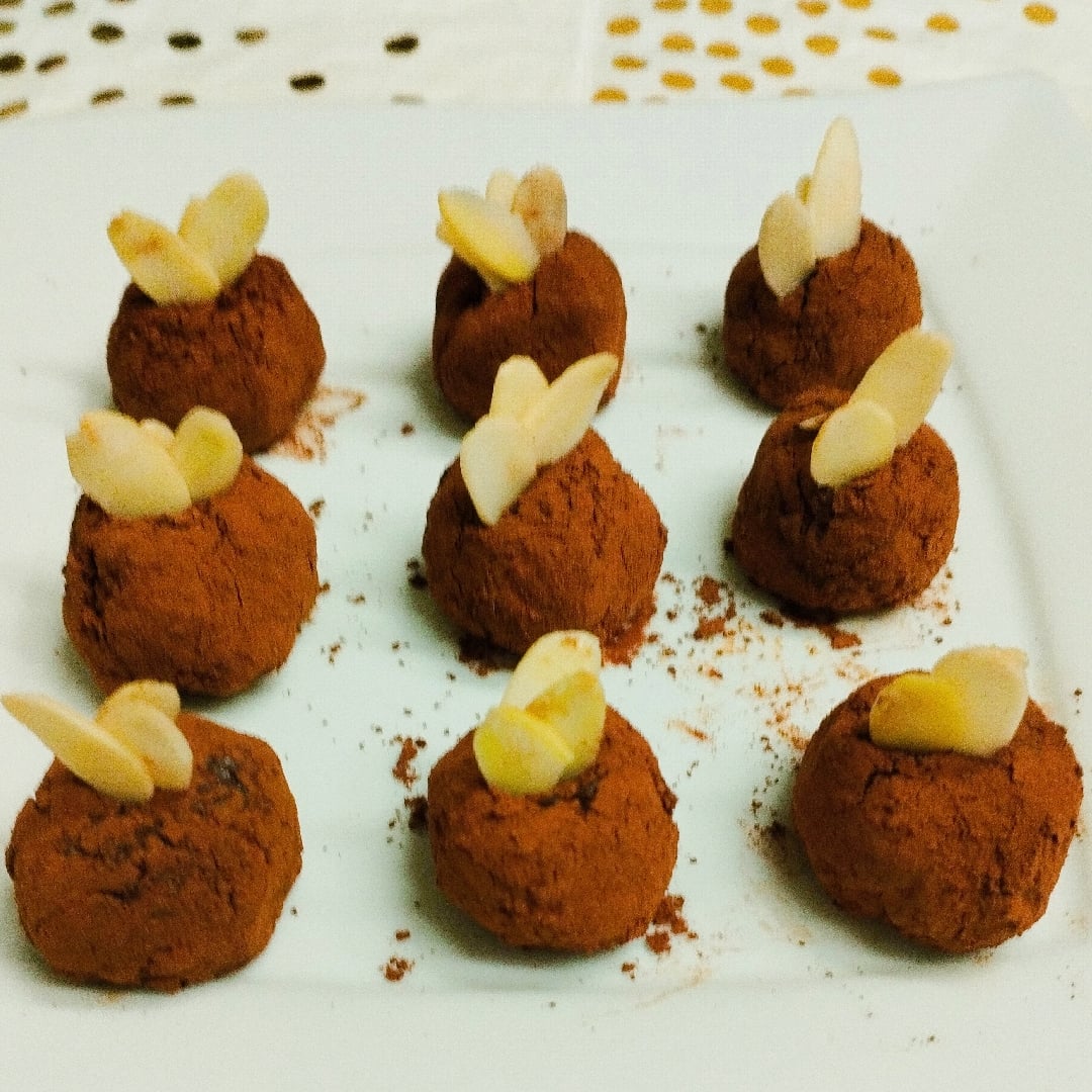 Photo of the Belgian Truffle with Almonds 🎄☃️ – recipe of Belgian Truffle with Almonds 🎄☃️ on DeliRec