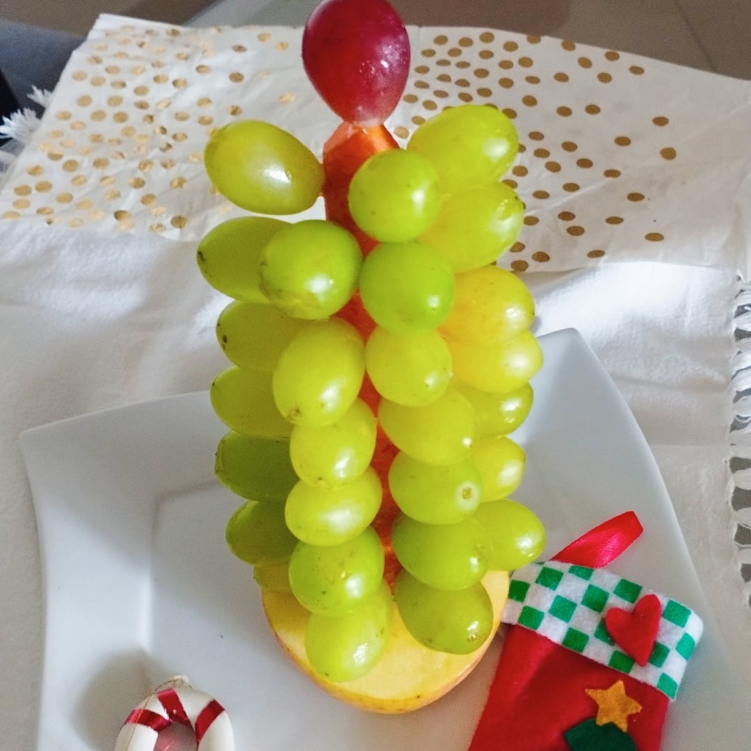 Receita de Árvore de Natal de Frutas da Estação 🎄 | DeliRec