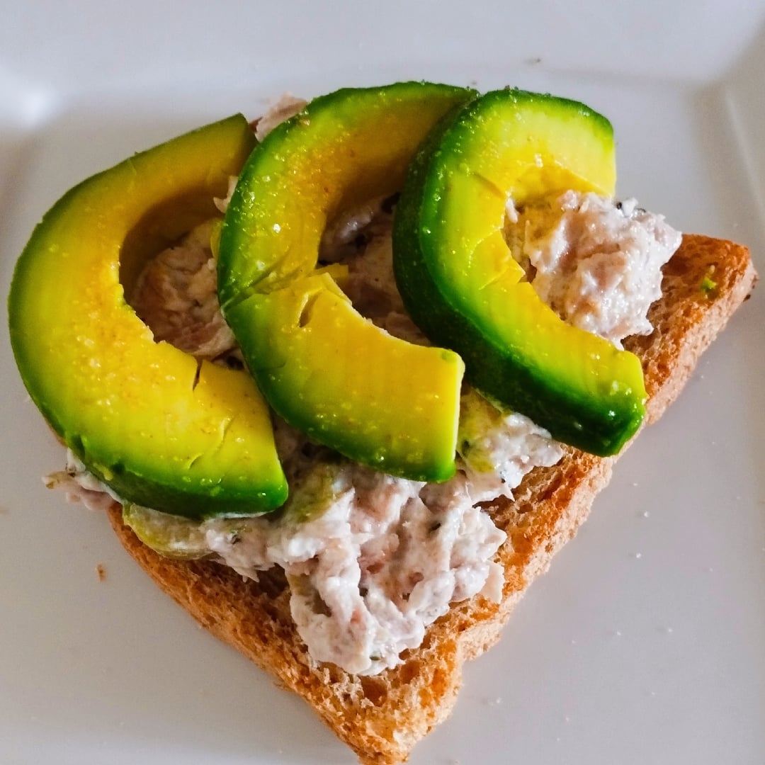 Photo of the Fit Toast with Tuna and Avocado 🥑 – recipe of Fit Toast with Tuna and Avocado 🥑 on DeliRec