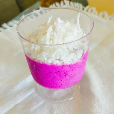 Recipe of Pitaya Mousse with Coconut 🥥💜 on the DeliRec recipe website