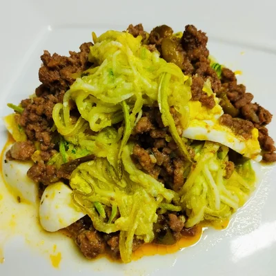 Receita de Espaguete de Abobrinha com carne moída e ovo 😋🇧🇷 no site de receitas DeliRec