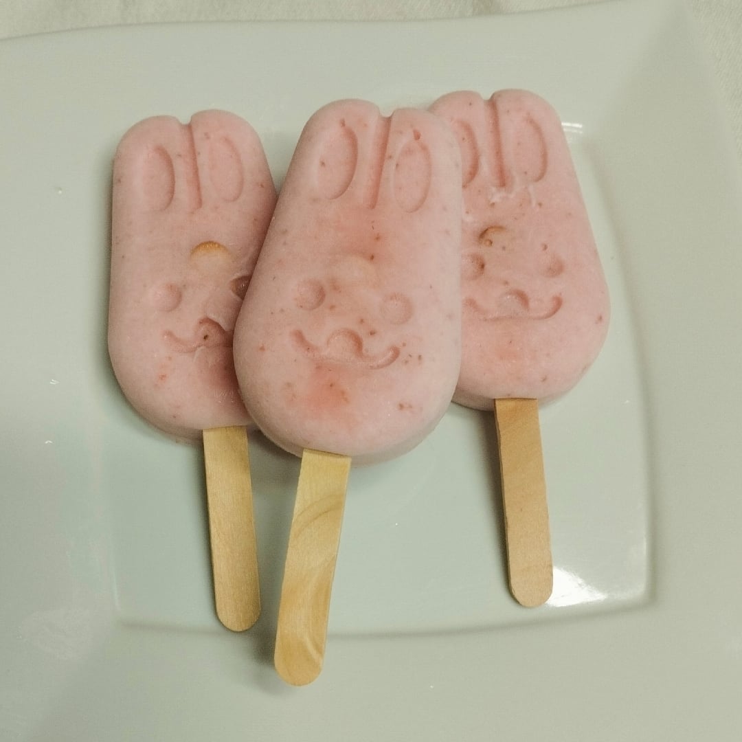 Photo of the YoPro Ice Cream with Strawberry 🍓 – recipe of YoPro Ice Cream with Strawberry 🍓 on DeliRec