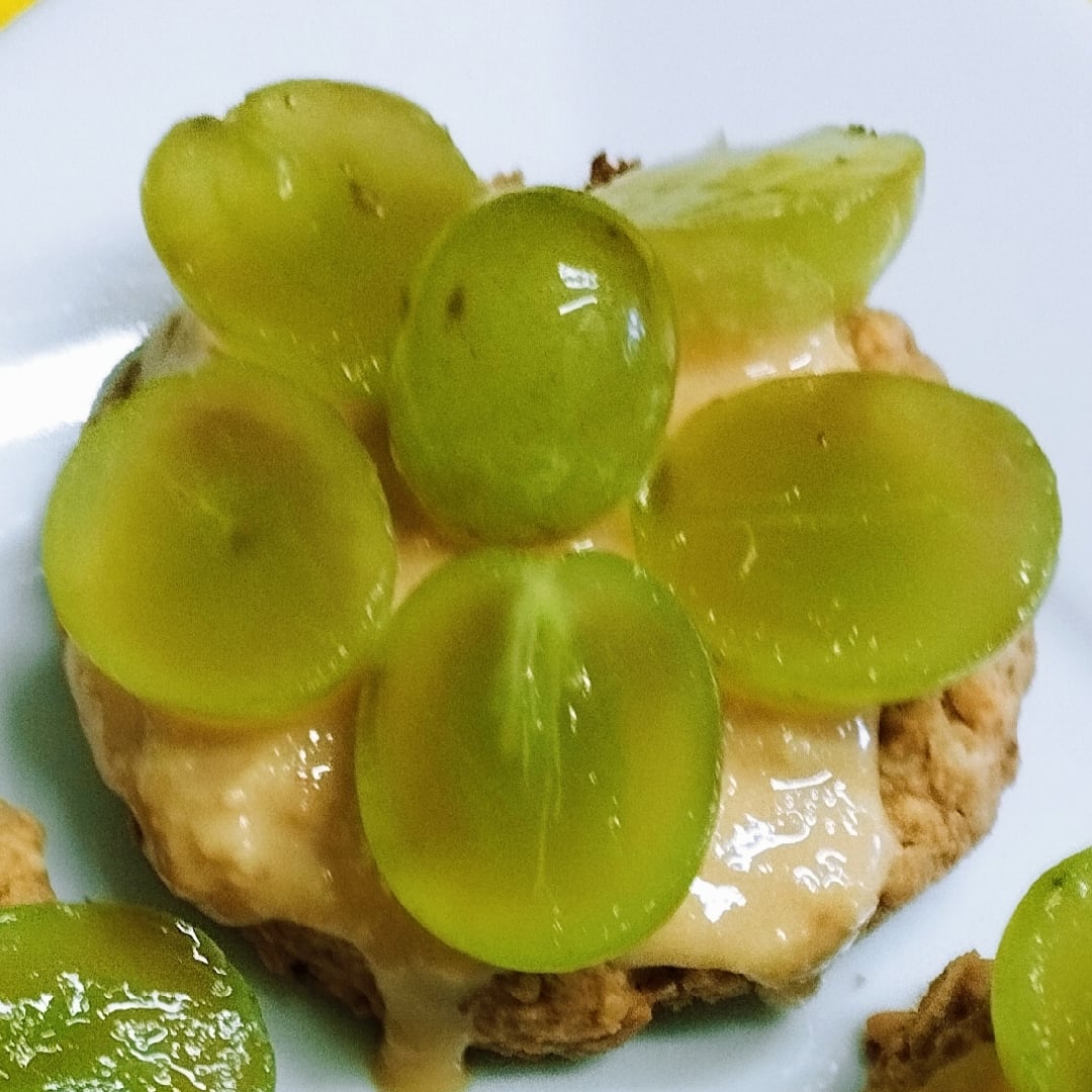 Foto da Tortinha Fit de Uvas Verdes 💚🇧🇷 - receita de Tortinha Fit de Uvas Verdes 💚🇧🇷 no DeliRec