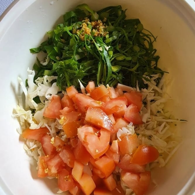Foto da Salada de couve e repolho  - receita de Salada de couve e repolho  no DeliRec