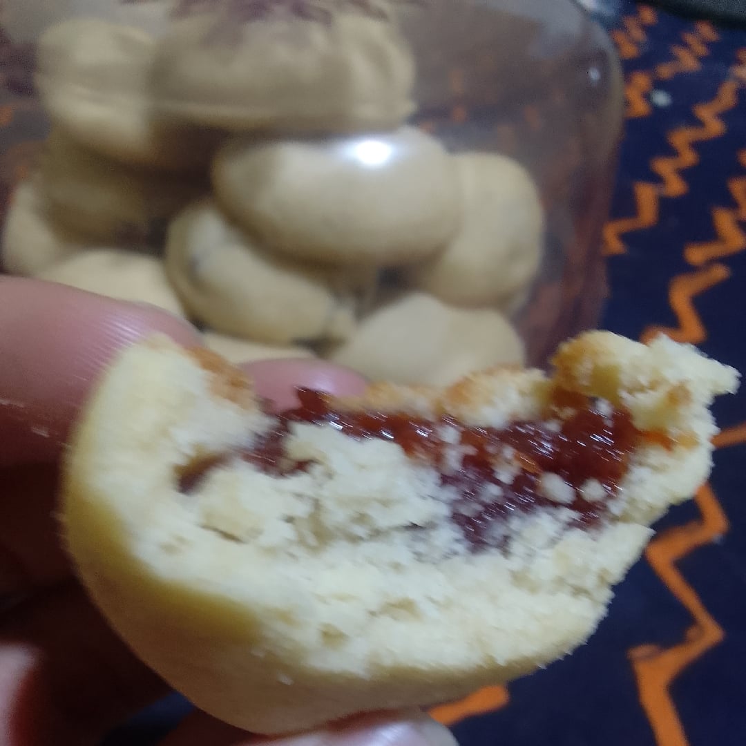 Photo of the Buttery biscuits with guava paste. – recipe of Buttery biscuits with guava paste. on DeliRec