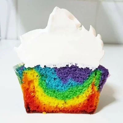 Recipe of rainbow cupcake on the DeliRec recipe website