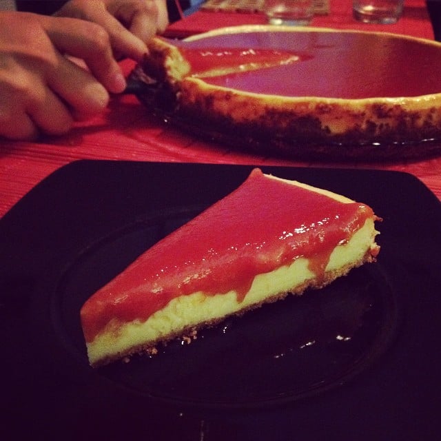 Photo of the Cheesecake with Guava Sauce – recipe of Cheesecake with Guava Sauce on DeliRec