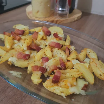 Recipe of Baked Potato with Cheese and Bacon on the DeliRec recipe website