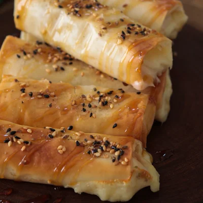 Recipe of Cheese cut with honey on the DeliRec recipe website