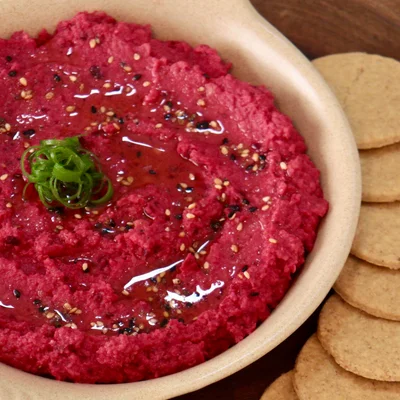 Recipe of Chickpea paste with beetroot on the DeliRec recipe website