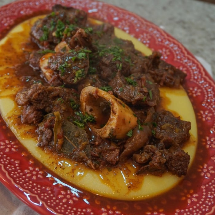 Photo of the Ossobuco with polenta – recipe of Ossobuco with polenta on DeliRec
