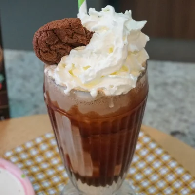 Recipe of Baileys milkshake on the DeliRec recipe website